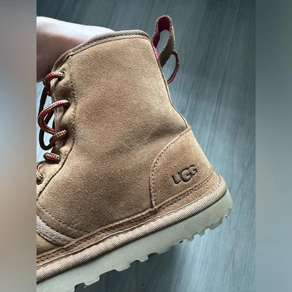 UGG NEUMEL HIGH‎ CHESTNUT BOOTS - WOMEN'S size 8 - Picture 4 of 7